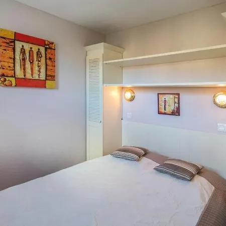 Sur Bleu Marine Appartement *